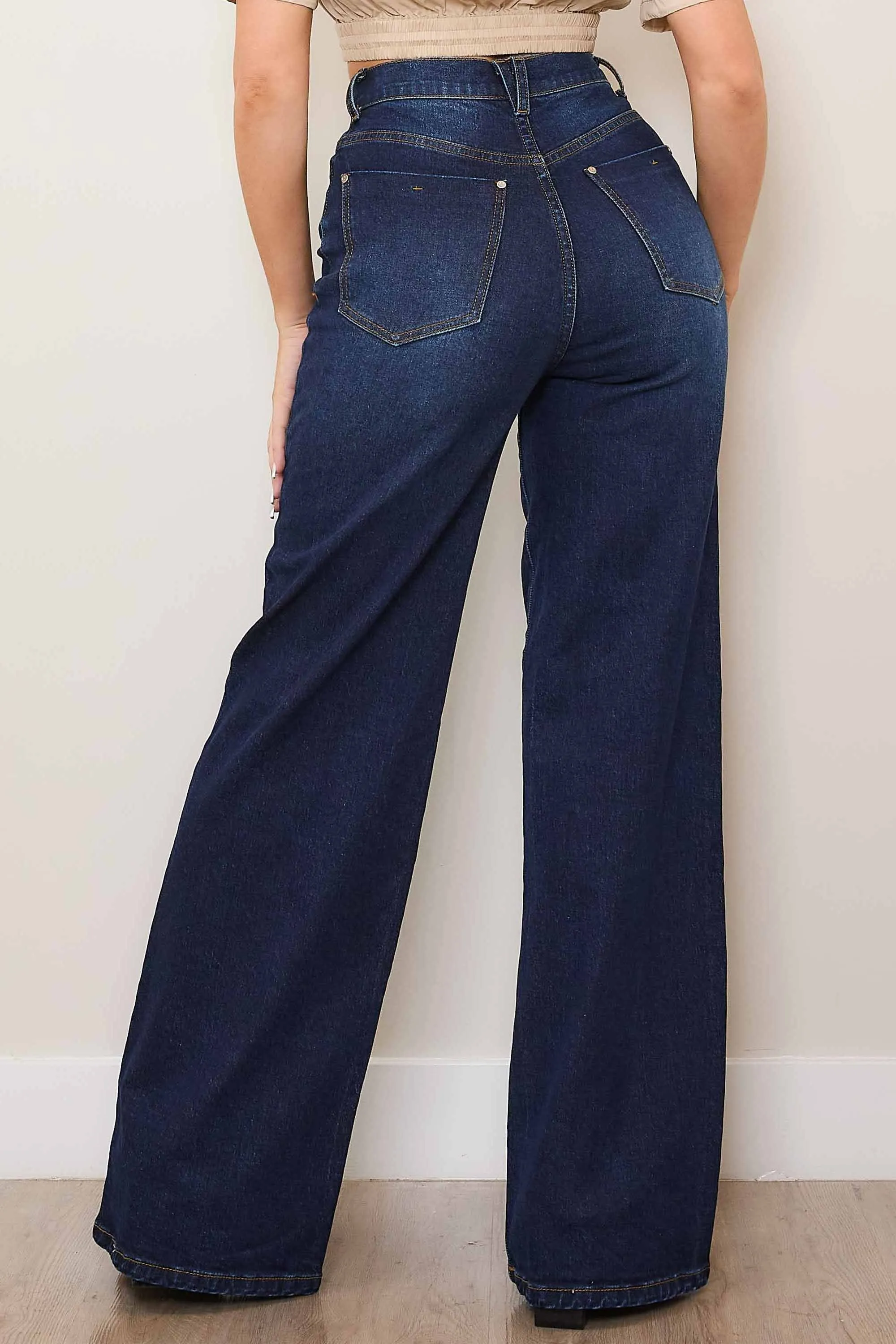 High-Rise Essential Wide Leg Jeans