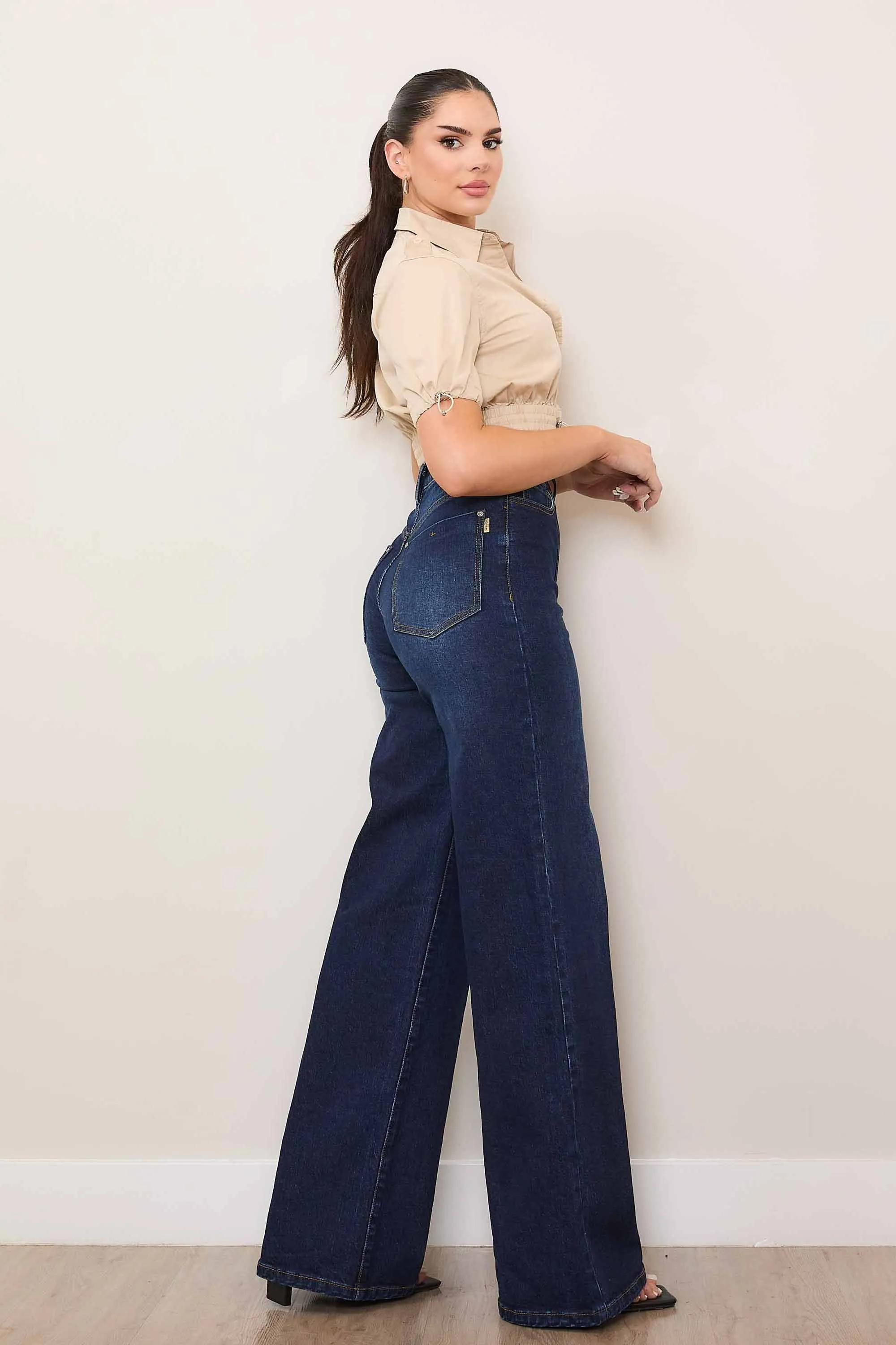 High-Rise Essential Wide Leg Jeans