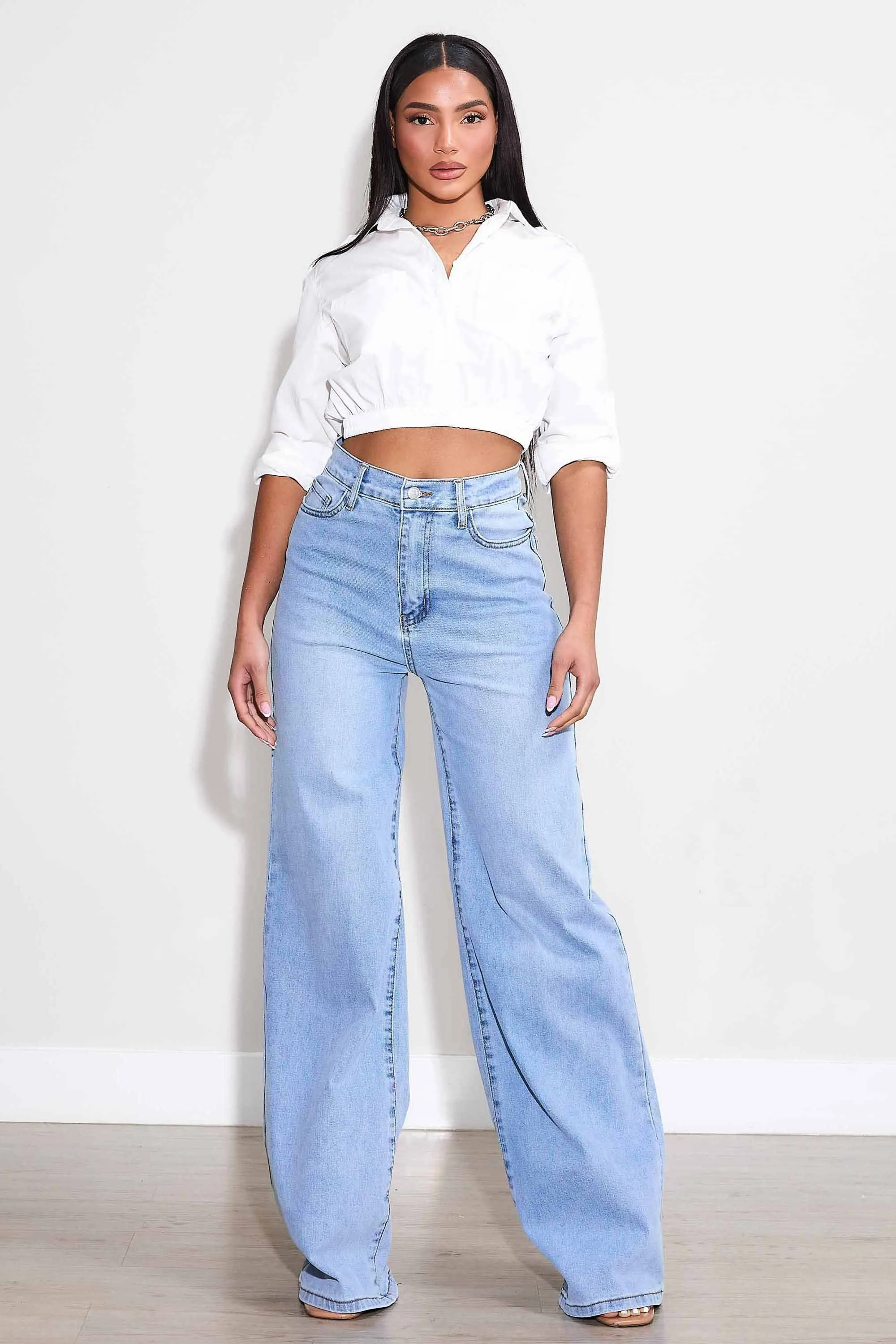 High-Rise Essential Wide Leg Jeans